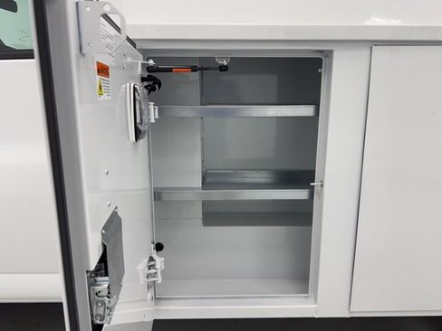 New 2025 Chevrolet Express 3500 w/ Power Convenience Package image 22