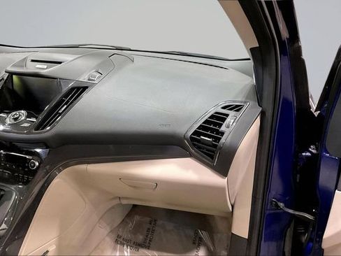 Used 2015 Ford Escape Titanium w/ Equipment Group 301A AWD/4WD image 16