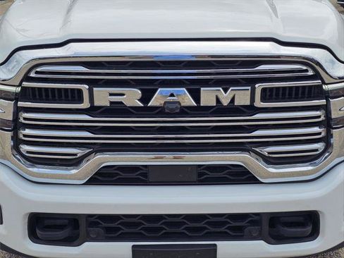 Certified 2026 RAM 2500 Laramie AWD/4WD image 3