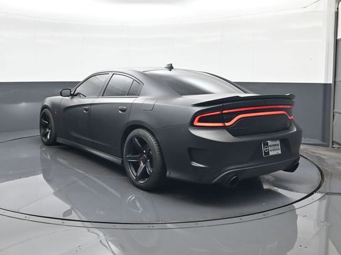 Used 2018 Dodge Charger SRT Hellcat w/ Harman/Kardon Audio Group image 5