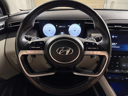 Used 2022 Hyundai Tucson Limited AWD/4WD image 16