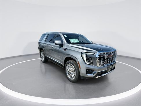 New 2026 GMC Yukon Denali w/ Sun & Power Step Package image 2