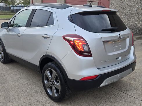 Used 2018 Buick Encore Preferred image 6