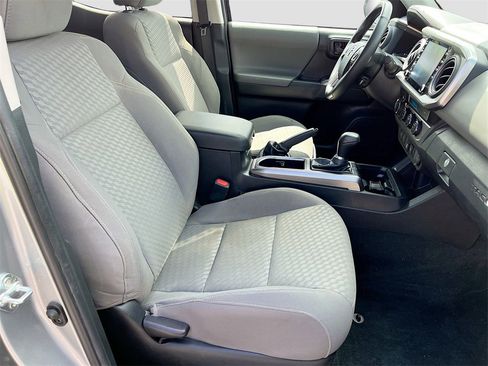 Used 2023 Toyota Tacoma SR5 w/ Technology Package image 25