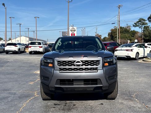 New 2026 Nissan Frontier SV image 2