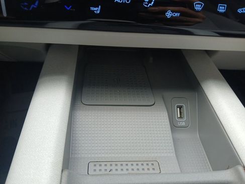 Used 2025 Hyundai Ioniq 6 SEL image 28