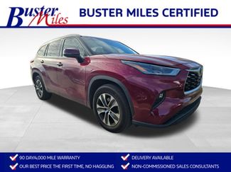 Used 2021 Toyota Highlander XLE video 1