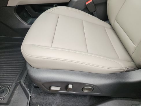 New 2026 GMC Acadia Elevation w/ Elevation Premium Package image 28