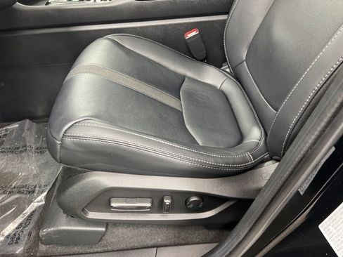 Used 2024 Honda Pilot Touring image 14