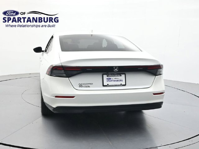 Used 2023 Honda Accord EX image 6