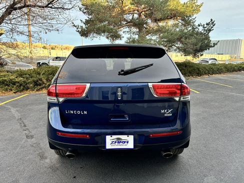 Used 2012 Lincoln MKX AWD image 6