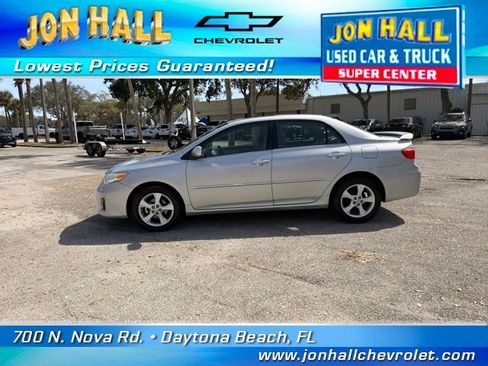 Used 2013 Toyota Corolla LE w/ Premium Pkg image 4