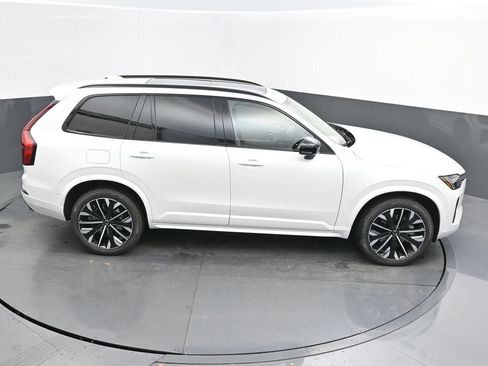 New 2026 Volvo XC90 B6 Ultra image 31