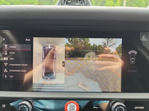 New 2026 Porsche Macan image 33