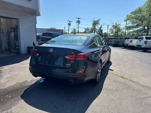 Used 2020 Nissan Altima 2.5 SL AWD/4WD image 2