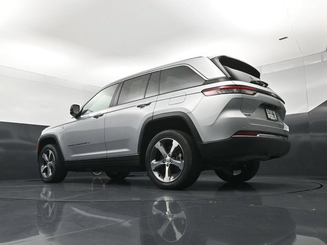 Used 2023 Jeep Grand Cherokee 4WD 4xe image 22