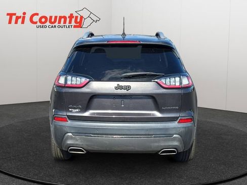 Used 2019 Jeep Cherokee Limited w/ Technology Group AWD/4WD image 6