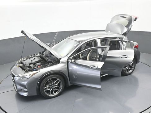 Used 2017 INFINITI QX30 Sport w/ Sport Leather Package image 57