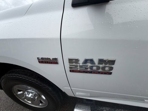 Used 2016 RAM 2500 Tradesman w/ Chrome Appearance Group image 8