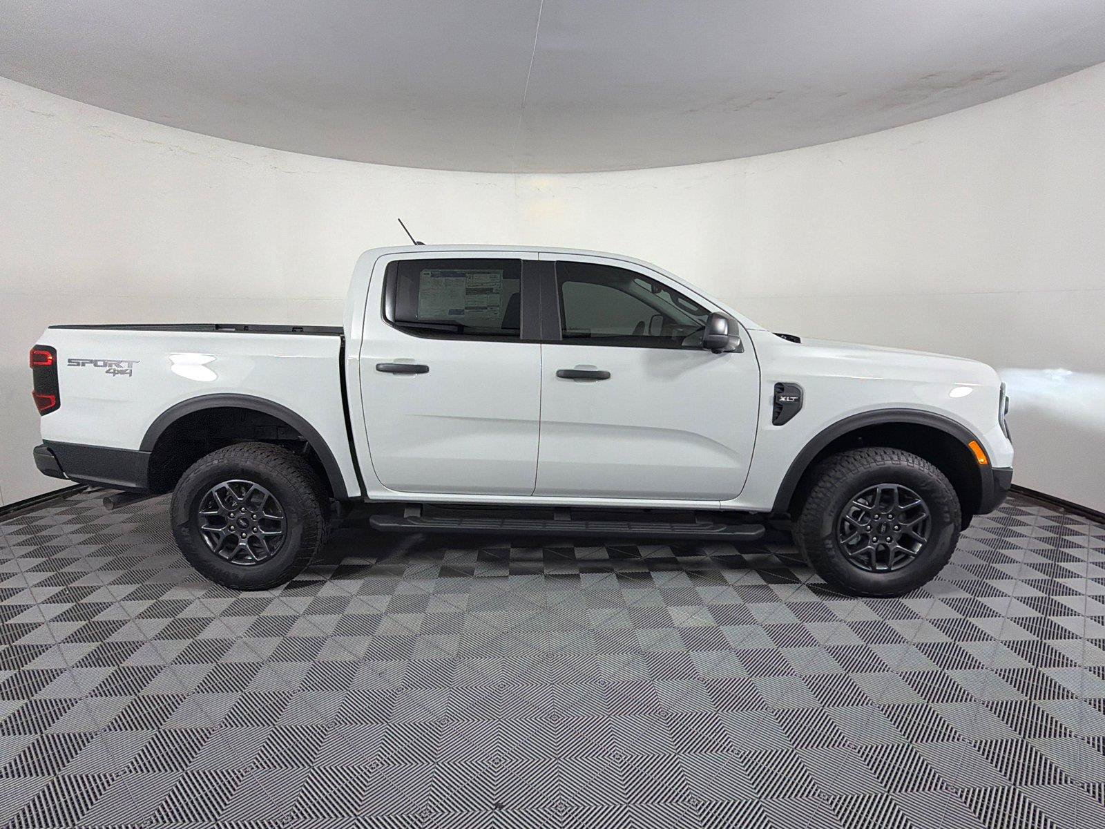 New 2026 Ford Ranger XLT w/ Technology Package AWD/4WD image 8