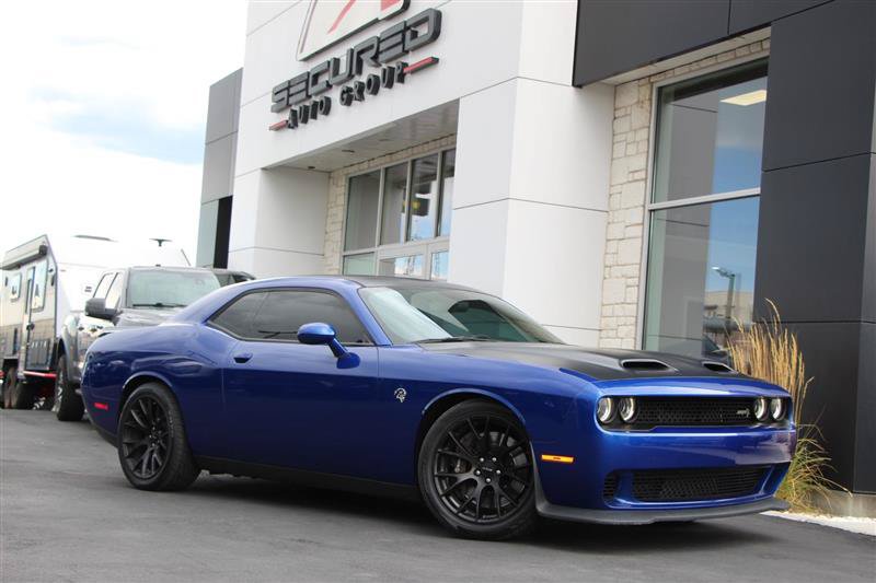 Used 2019 Dodge Challenger SRT Hellcat RWD image 1