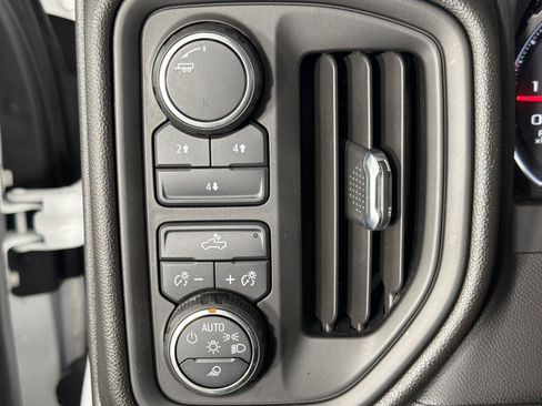 Used 2023 Chevrolet Silverado 2500 Custom w/ Custom Value Package AWD/4WD image 29