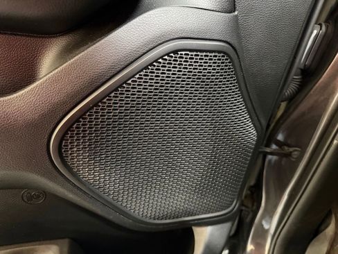 Used 2019 RAM 1500 Big Horn AWD/4WD image 11
