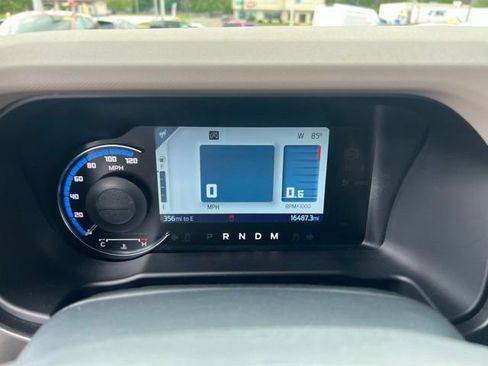 Certified 2023 Ford Bronco Wildtrak AWD/4WD image 11