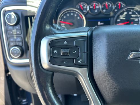 Used 2019 Chevrolet Silverado 1500 LT Trail Boss AWD/4WD image 15