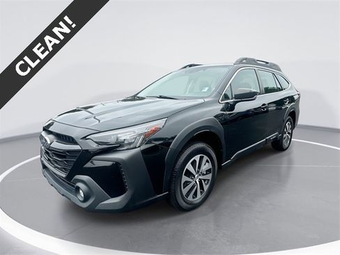 Used 2023 Subaru Outback 2.5i image 1
