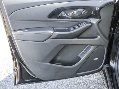 Used 2023 Chevrolet Traverse RS w/ LPO, Floor Liner Package image 26