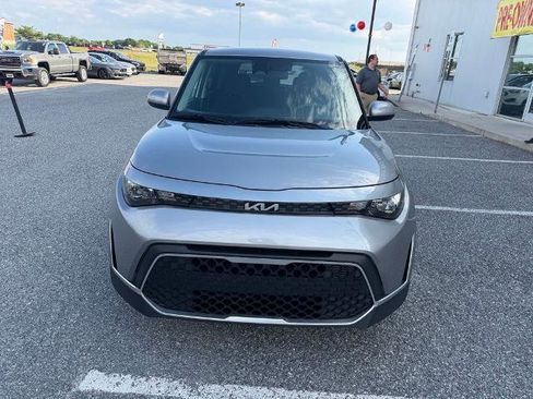 Used 2024 Kia Soul LX w/ Option Group 015 FWD image 3