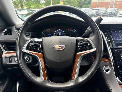 Used 2020 Cadillac Escalade Luxury AWD/4WD image 15