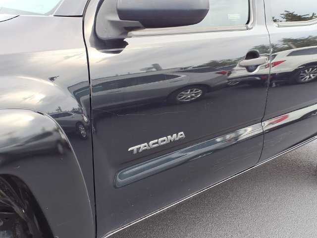 Used 2015 Toyota Tacoma PreRunner w/ TRD Off-Road Package RWD image 33