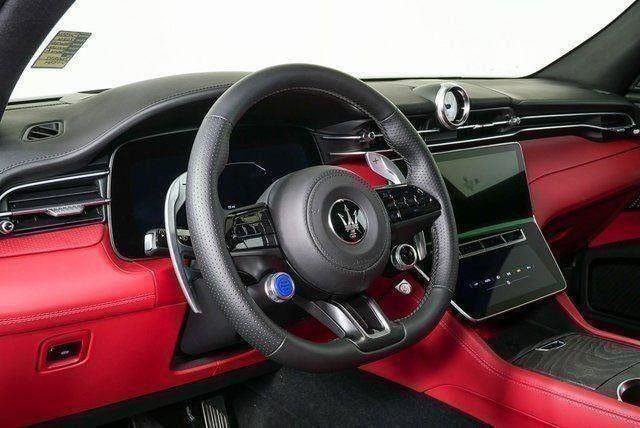 New 2026 Maserati Grecale Modena AWD/4WD image 3