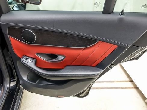 Used 2022 Mercedes-Benz GLC 43 AMG 4MATIC image 32