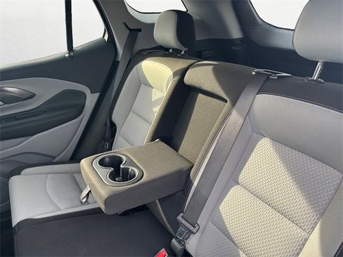 Used 2024 GMC Terrain SLE image 20