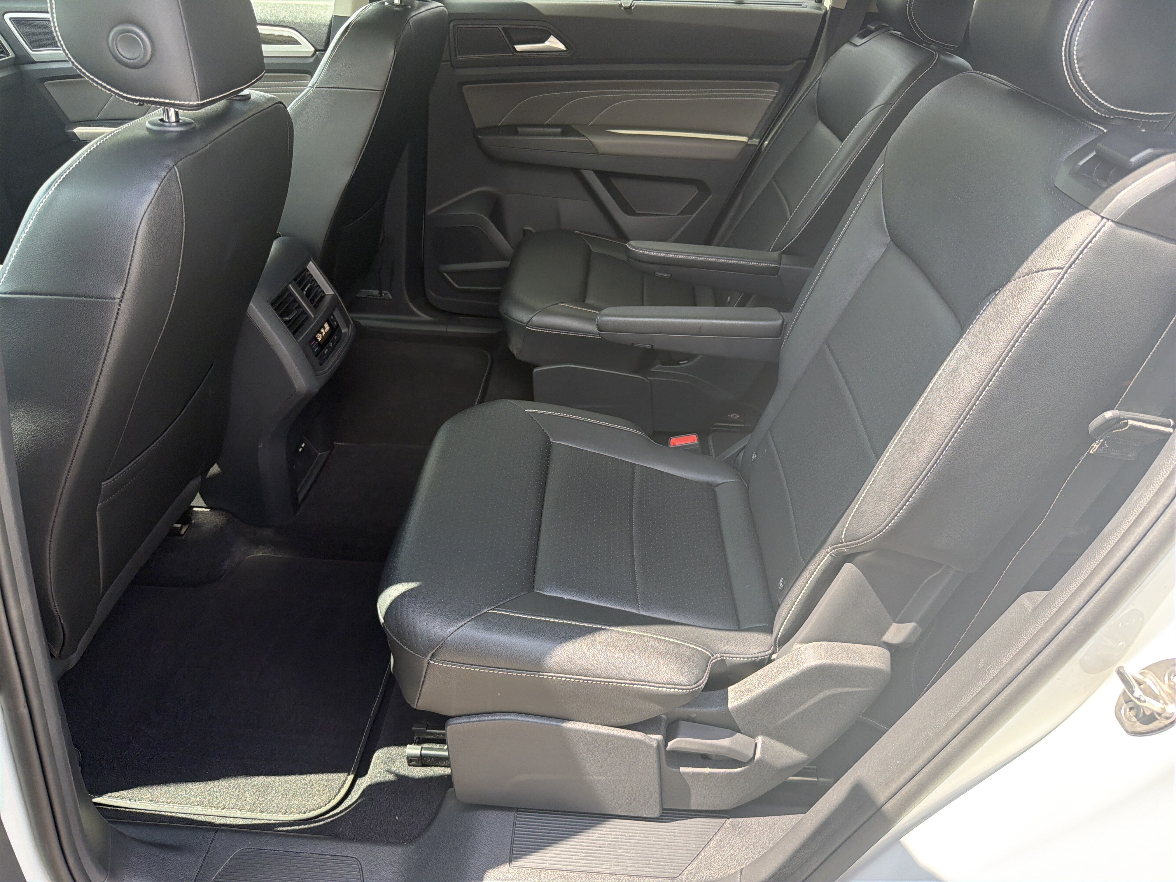 Used 2022 Volkswagen Atlas SE FWD image 31