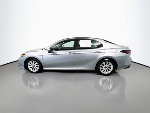 Used 2023 Toyota Camry LE image 9