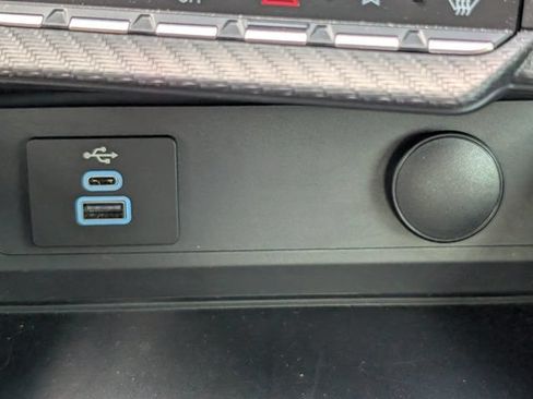 Used 2025 Ford Mustang GT RWD image 17