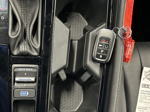 Used 2023 Honda Accord Touring image 33
