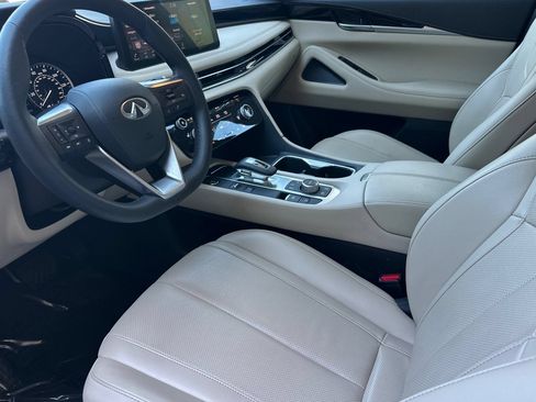 Certified 2025 INFINITI QX60 Pure AWD/4WD image 10