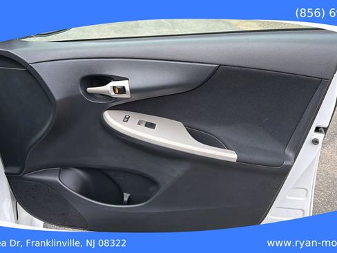 Used 2010 Toyota Corolla S FWD image 17