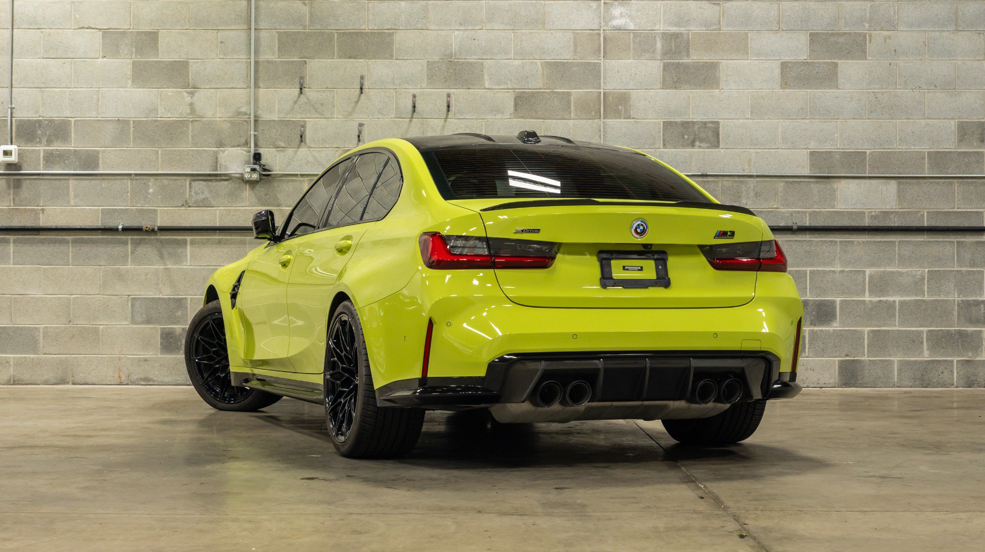 Used 2023 BMW M3 Competition w/ M Carbon Exterior Package AWD/4WD image 3