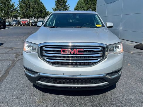 Used 2019 GMC Acadia SLT AWD/4WD image 9