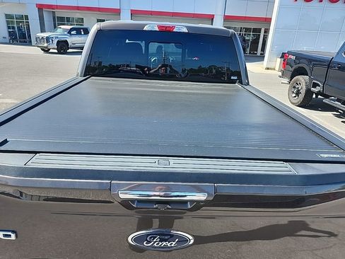 Used 2017 Ford F150 Lariat image 16