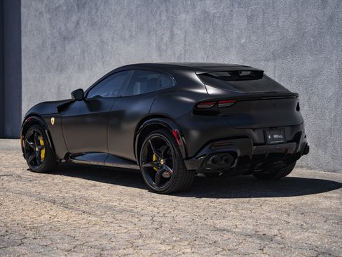 Certified 2026 Ferrari Purosangue AWD/4WD image 3
