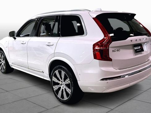 Used 2024 Volvo XC90 T8 Plus w/ Protection Package Premier image 11