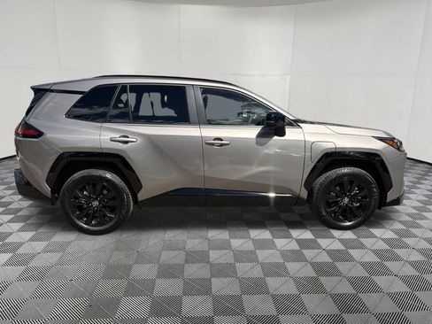 Used 2026 Toyota RAV4 SE w/ Convenience Package AWD/4WD image 8