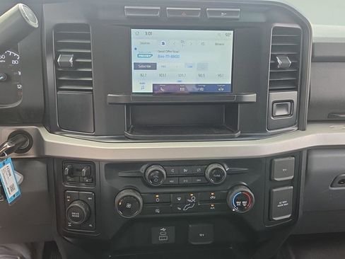 Used 2024 Ford F250 XLT AWD/4WD image 11